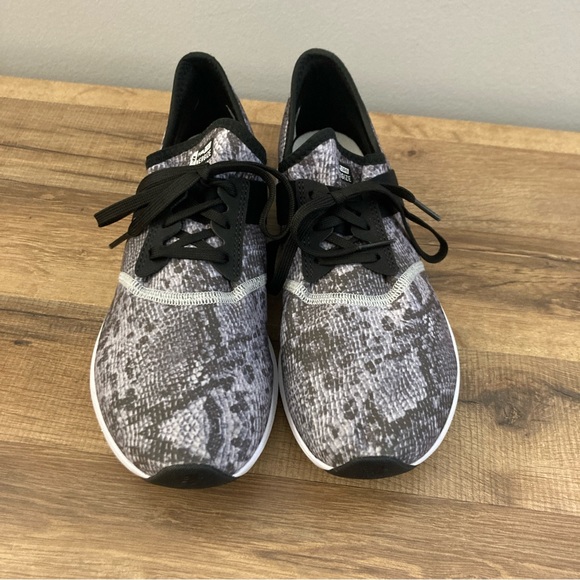 New Balance Women’s Fuel Core Nergize Running Shoes - Picture 8 of 10